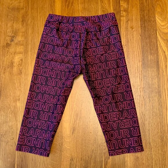 Under Armour Crop Leggings Girls 4T 4 Bold Black Neon Pink Logo Print Legging - Picture 2 of 4